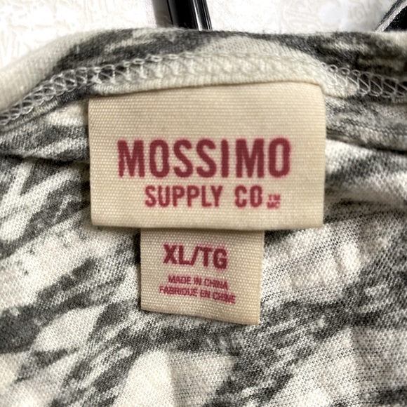 Mossimo Supply Co.-Women’s Tribal Tank Top-XLARGE - Picture 3 of 3